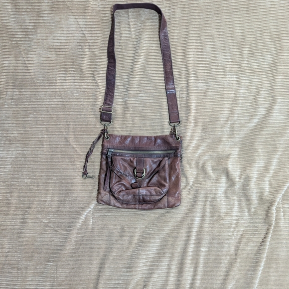 Fossil Handbags - Small Brown Vintage Fossil Leather Crossbody Bag